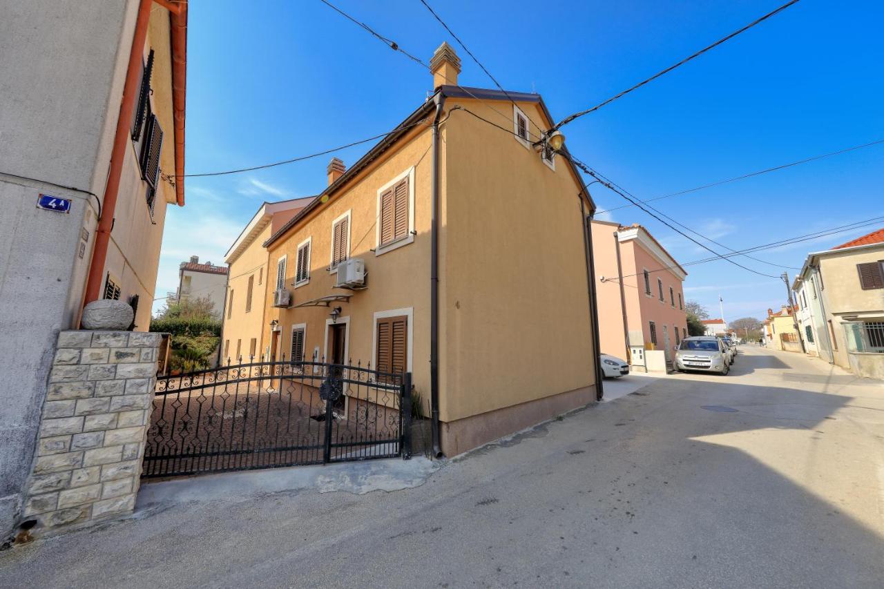 Apartment Simeone Zadar Eksteriør billede