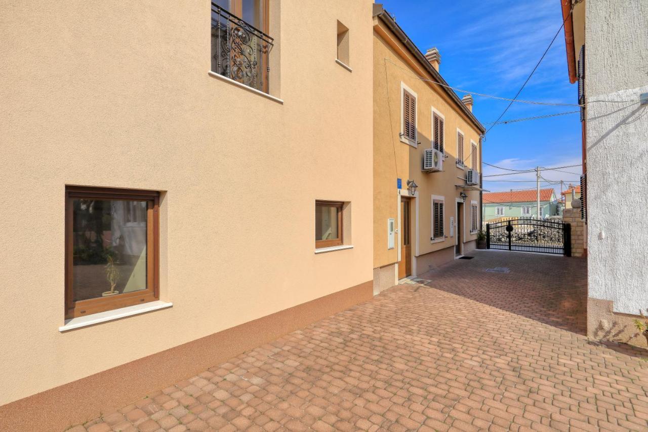 Apartment Simeone Zadar Eksteriør billede
